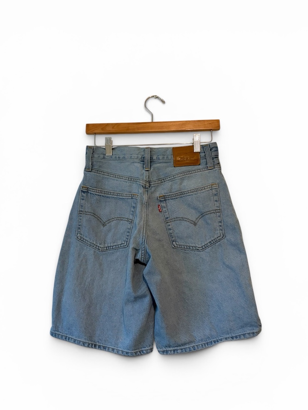 Levi’s Baggy Dad Shorts - Picture 10 of 13